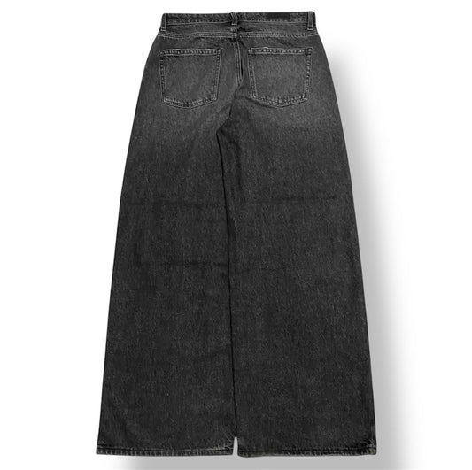 DENIM OVERSIZED BLACK JEANS